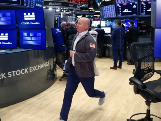 Dow Suffers 500-Point Loss as Trump’s China Remarks